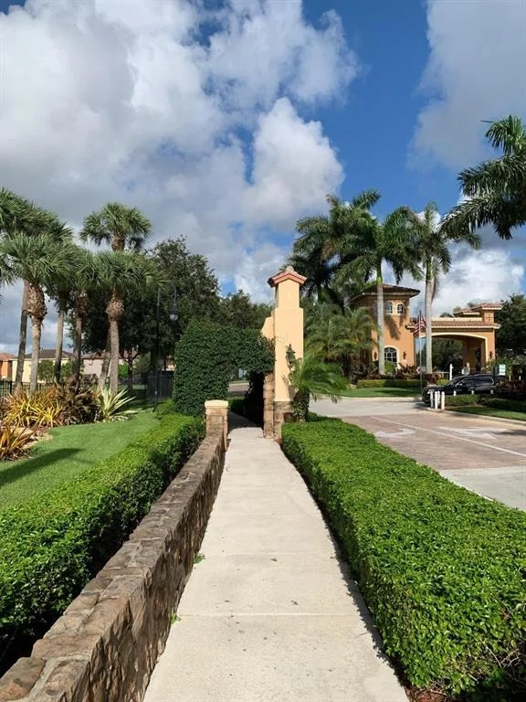 Photo of 506 Cresta Circle