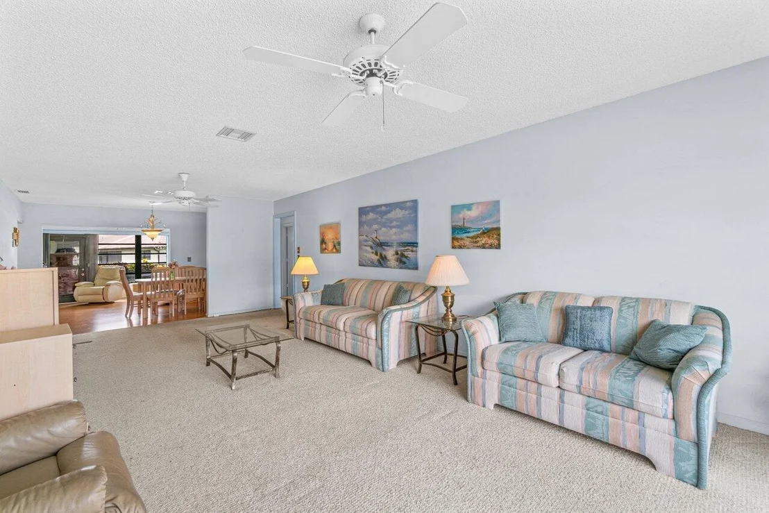 Photo of Unit B at 4820 Equestrian Circle