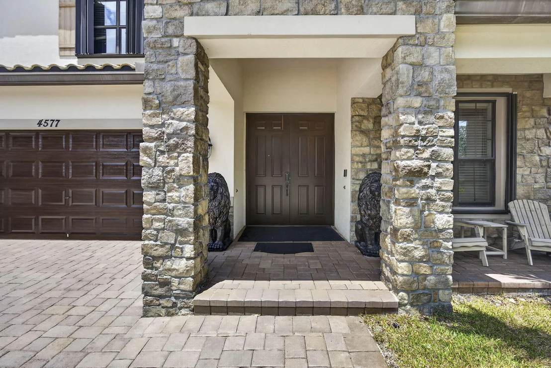 Photo of 4577 Willow Run Way