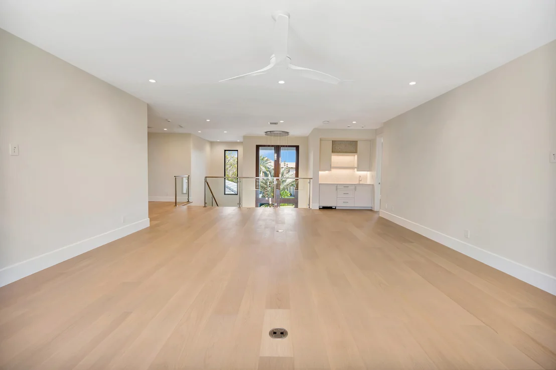 Photo of 112 Regatta Drive