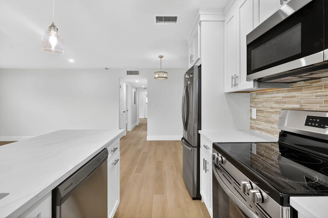 Photo of Unit A at 955 Circle Drive