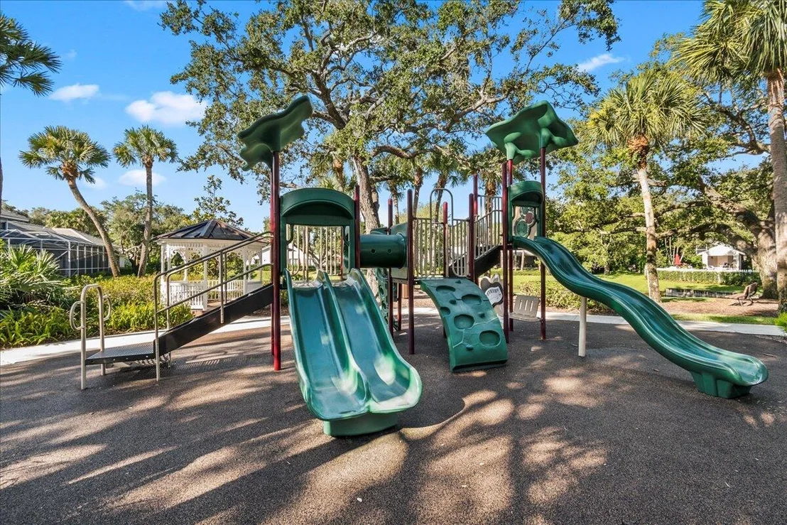 Photo of 2640 Devon Court Court