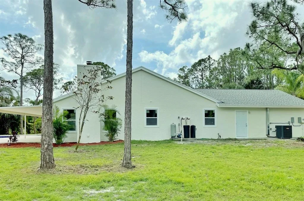 Photo of 5486 Avocado Boulevard