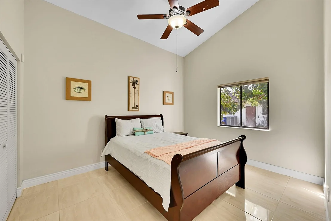 Photo of 62 W Palm Drive