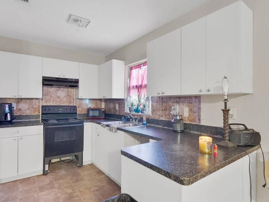 Photo of 3110 W Dixie Boulevard