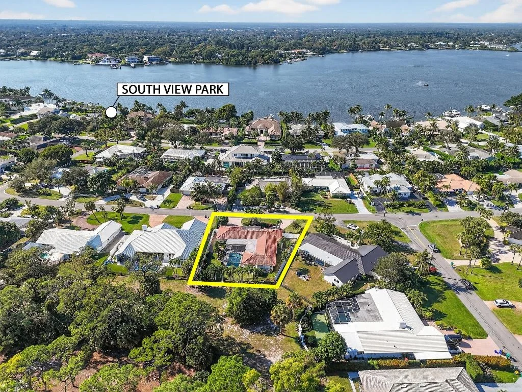 Photo of 198 Golfview Drive