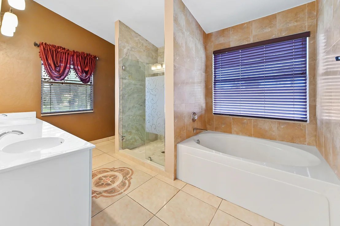 Photo of 6205 Lansdowne Circle