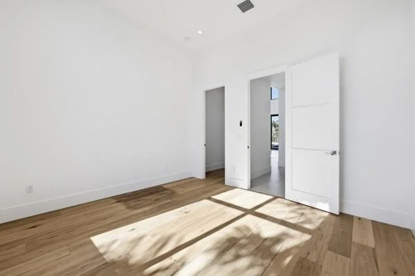 Photo of 18417 Symphony Court