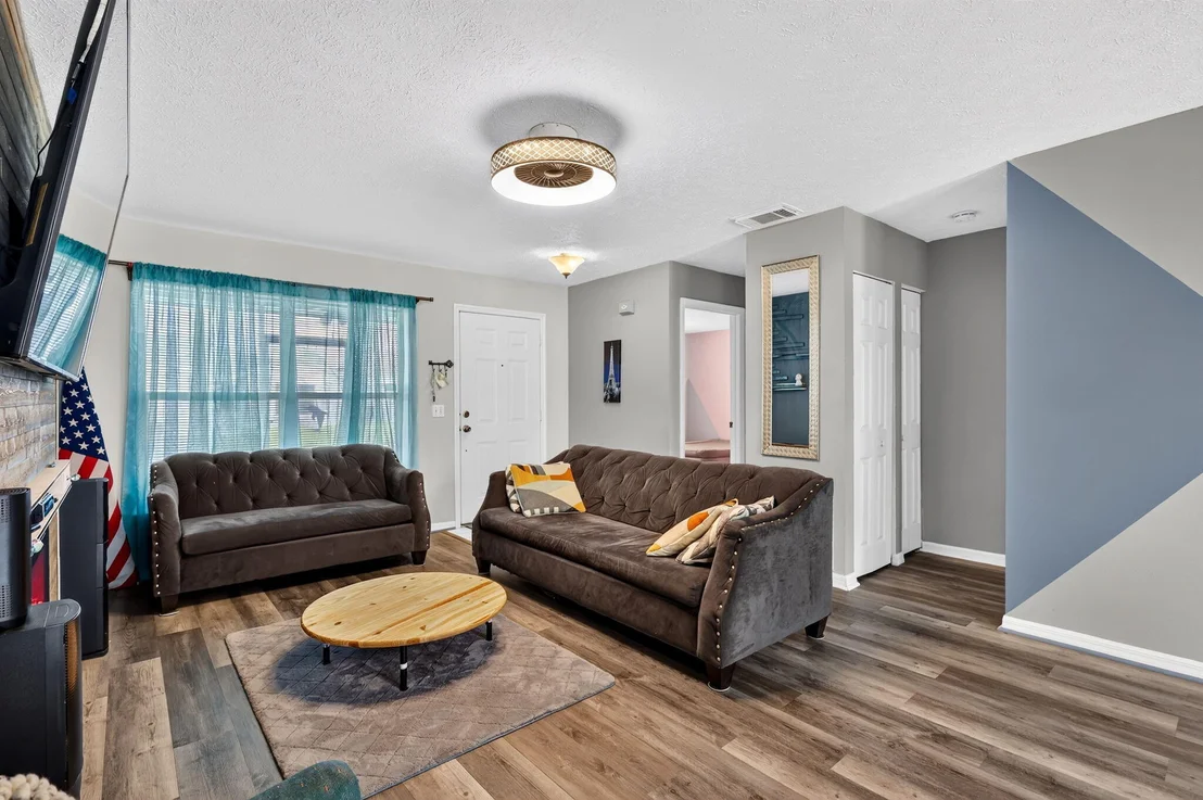 Photo of 6672 Campanilla
