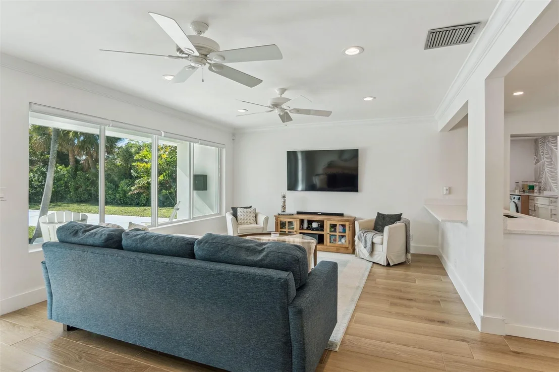 Photo of 633 Ocean Inlet Drive
