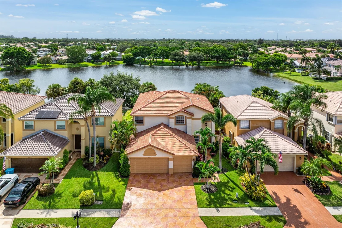 Photo of 7205 Chesapeake Circle