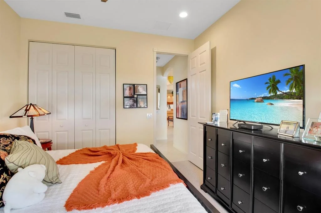 Photo of 9832 Chantilly Point Lane