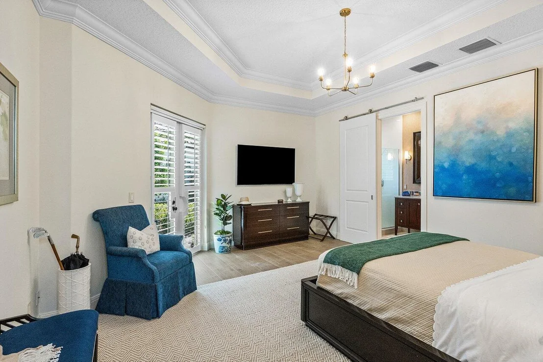 Photo of 301 Fishermans Way