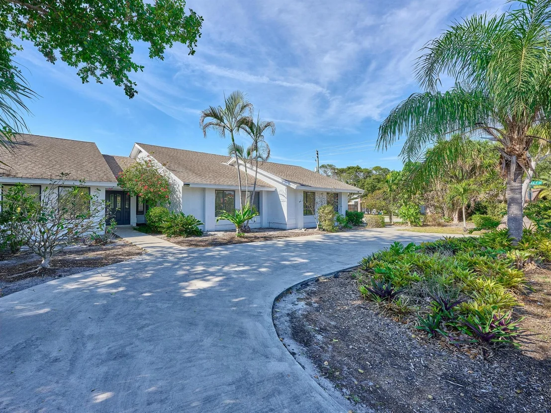 Photo of 6235 Boyd Lane