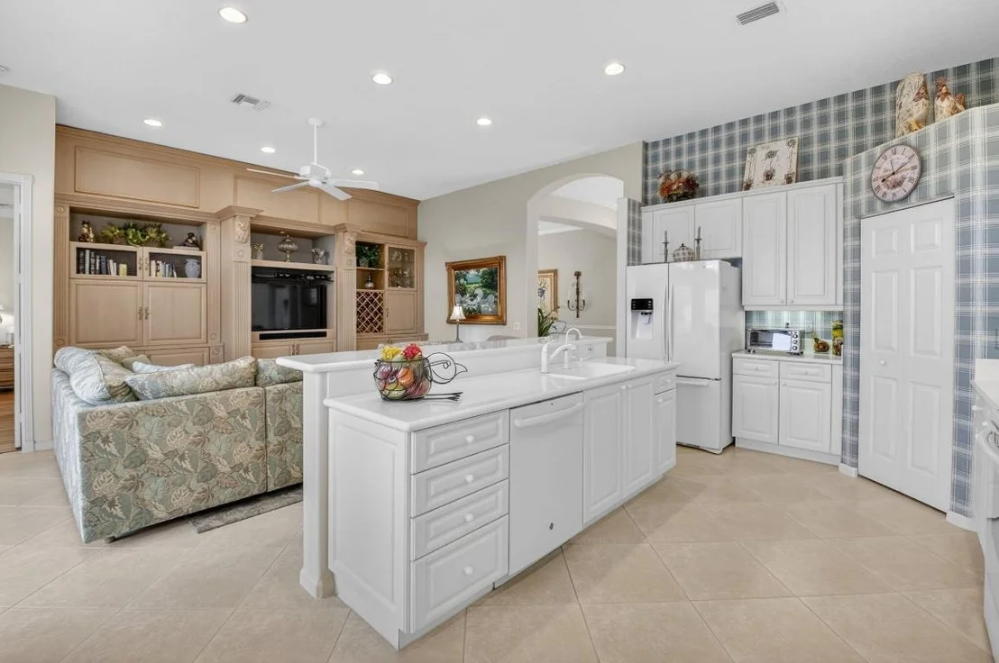 Photo of 7237 Morocca Lake Drive