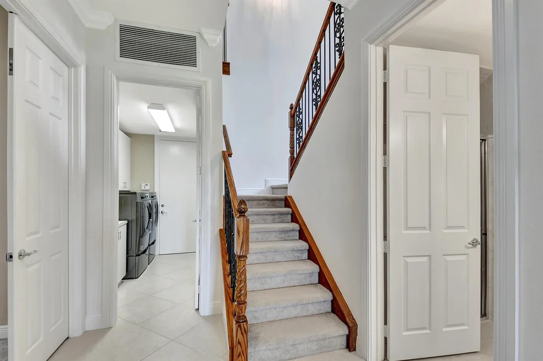 Photo of 10749 Castle Oak Drive