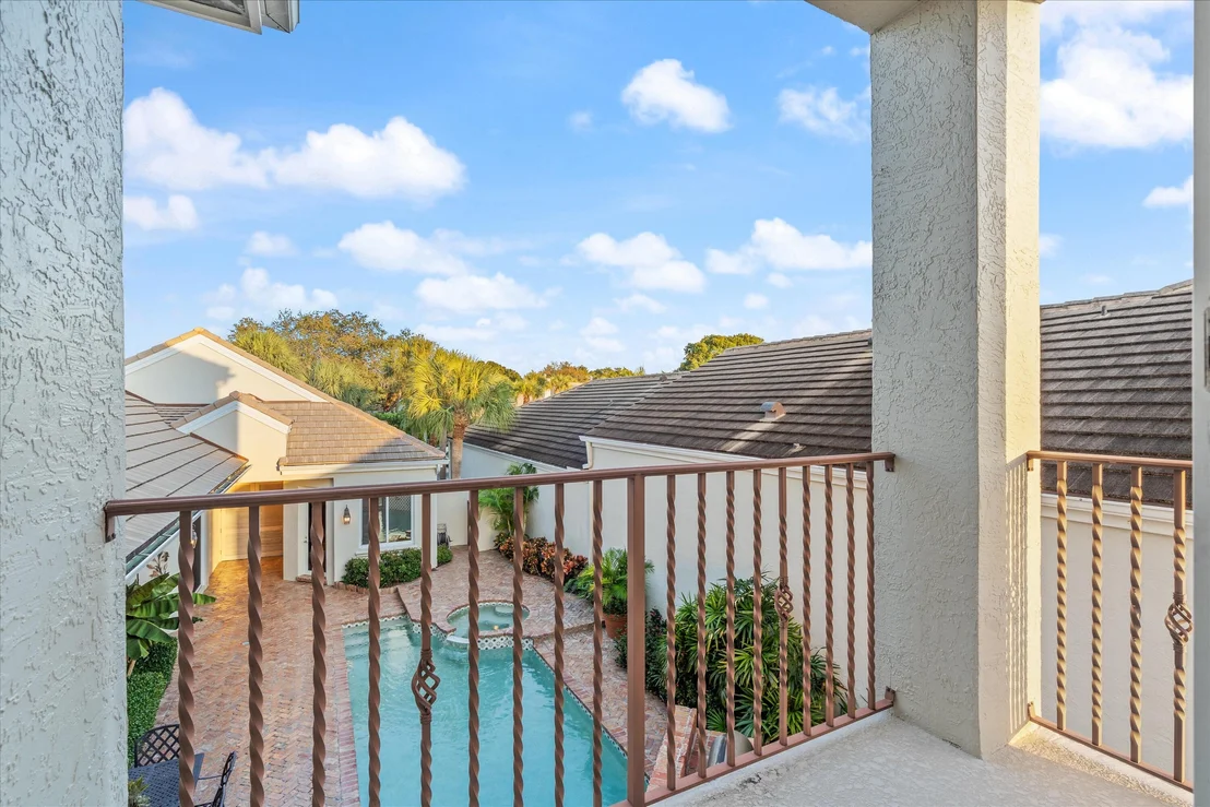 Photo of 602 Oak Harbour Drive