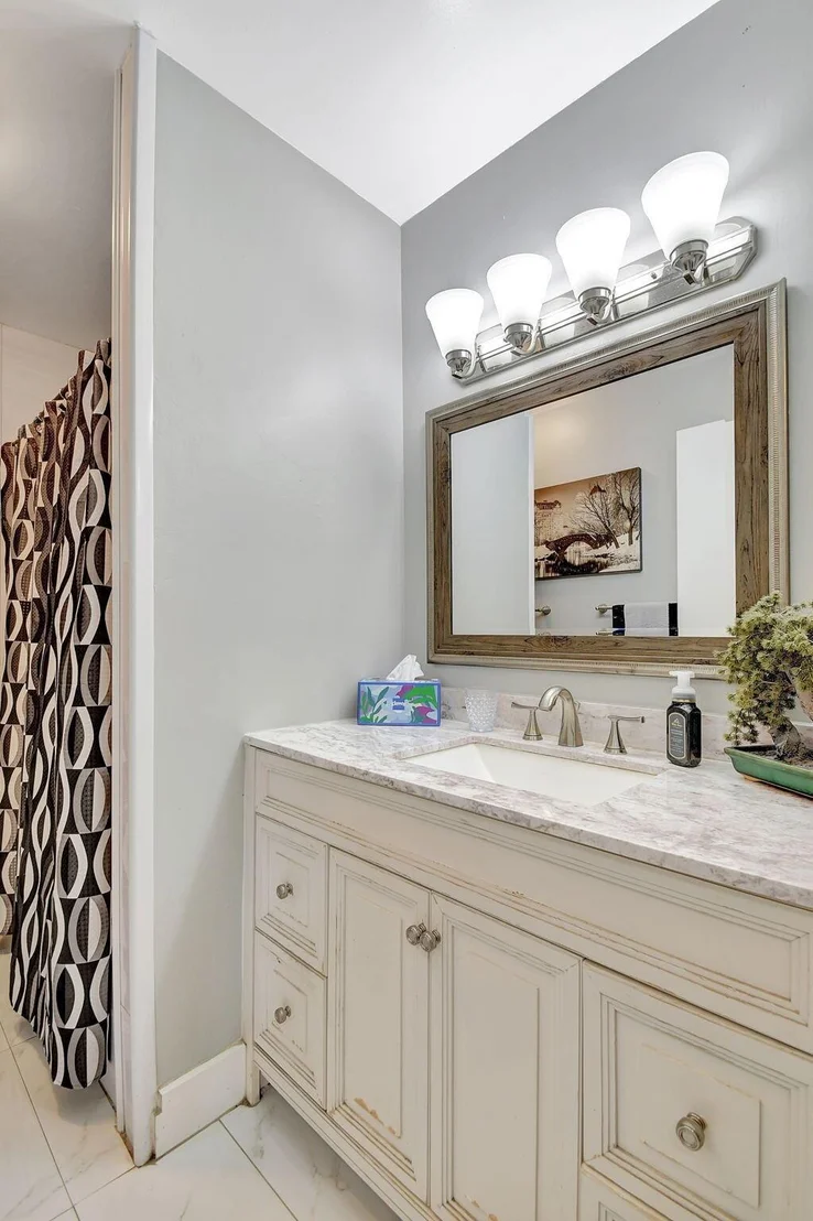 Photo of 123 Buttonwood Circle