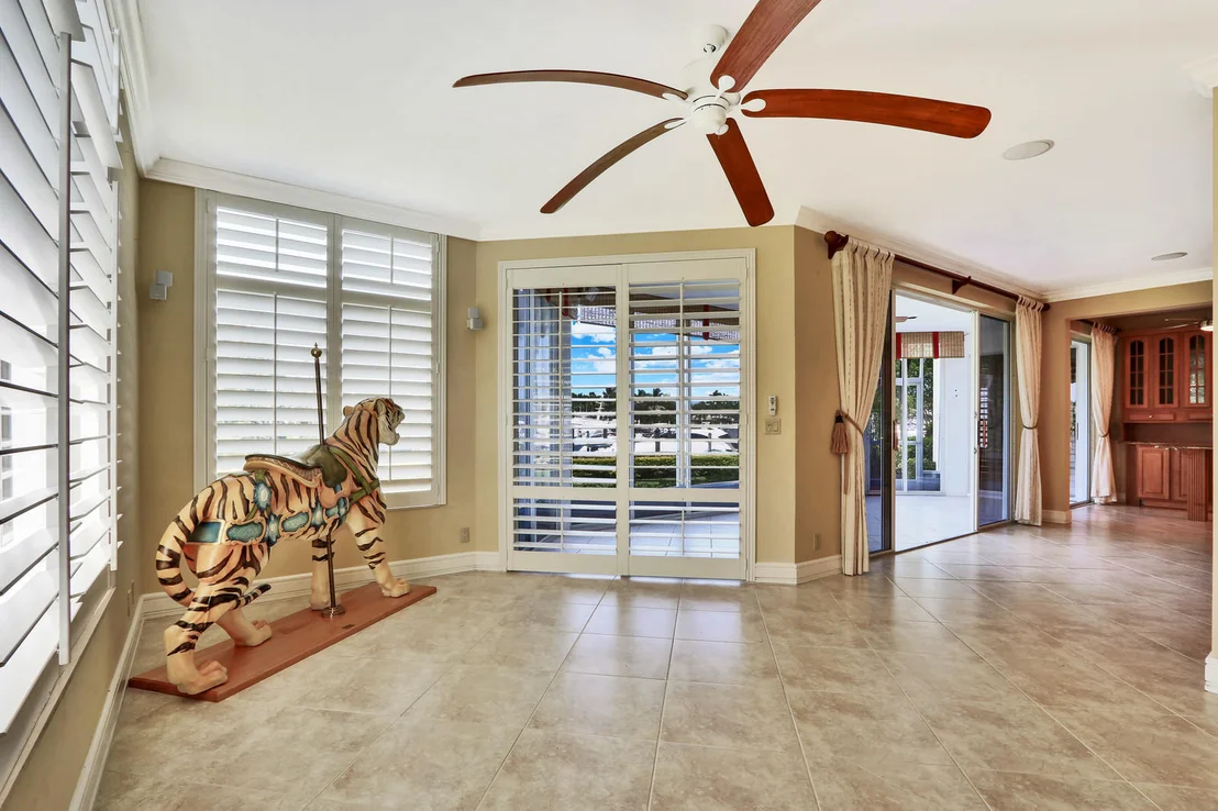 Photo of 601 Captains Way