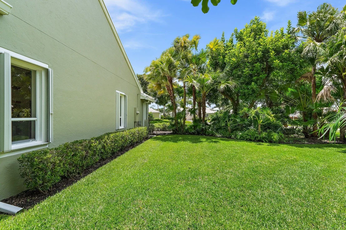 Photo of 8726 SE Riverfront Terrace