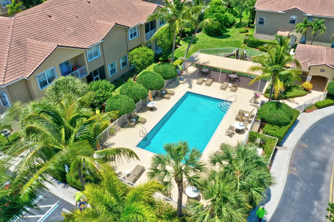 Photo of Unit B at 105 Lighthouse Circle