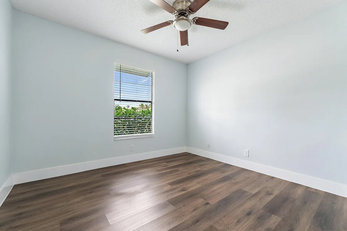 Photo of 141 Rosewood Circle