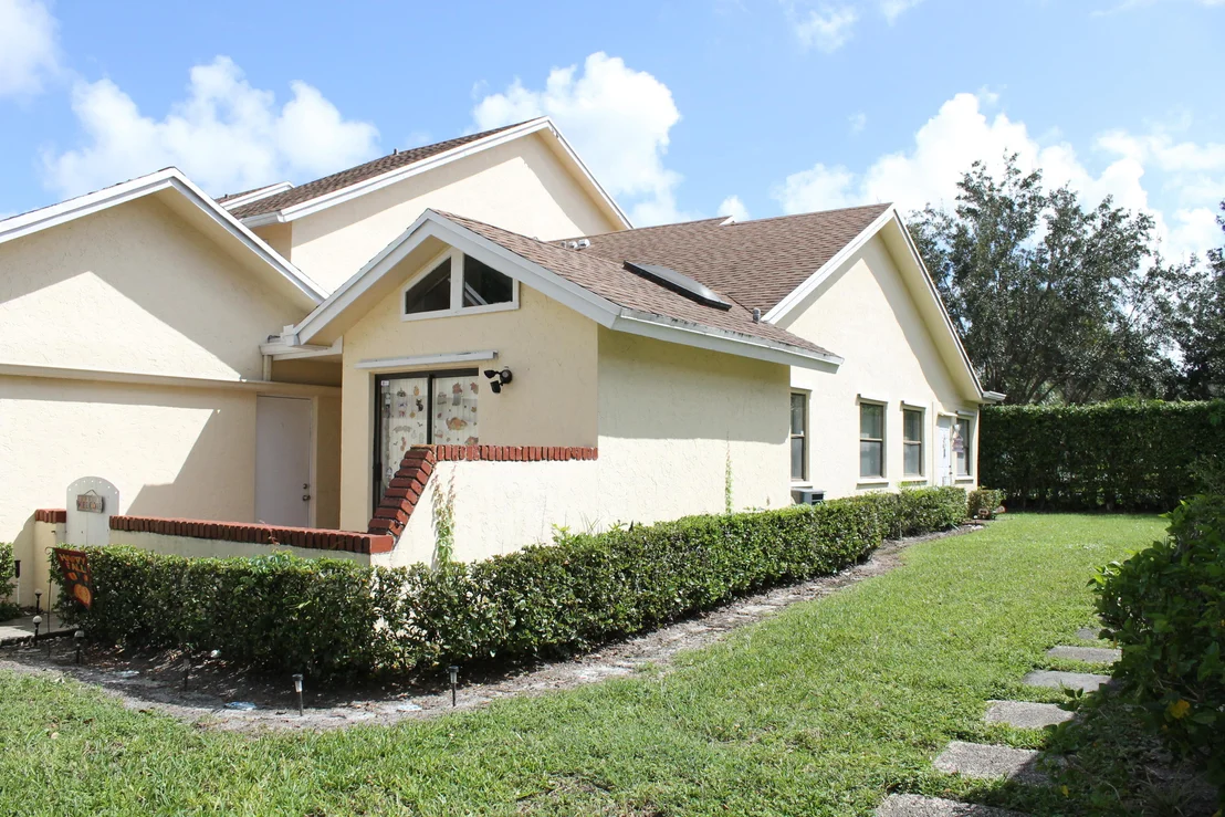Photo of 606 Maplewood Drive