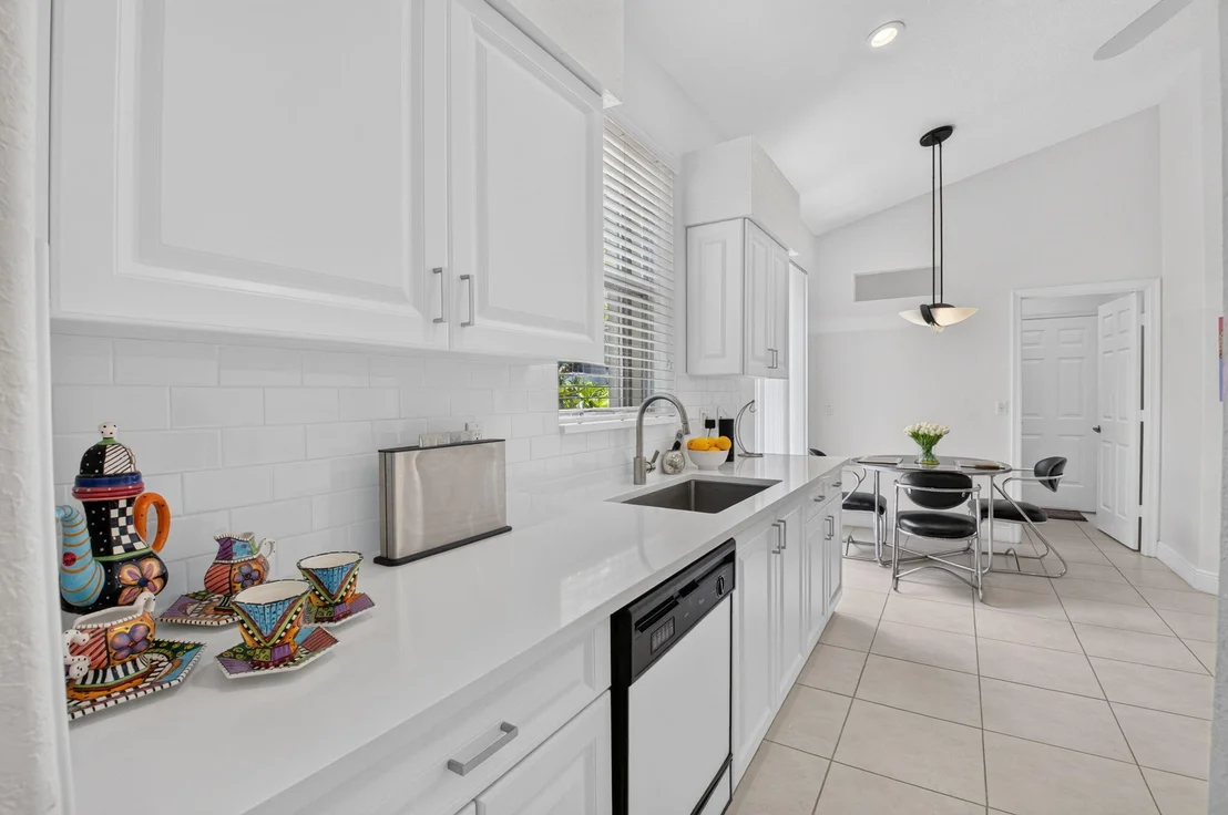 Photo of 5207 BROOKVIEW Drive