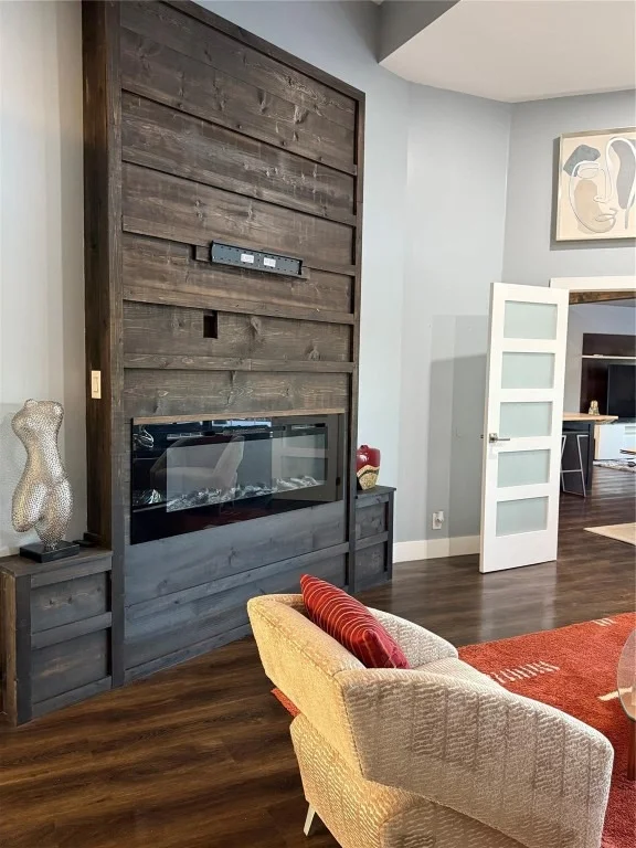 Photo of 2702 E Orchard Circle