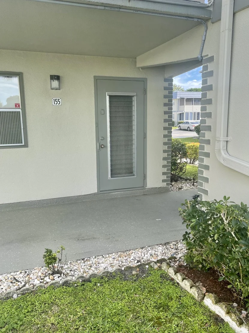 Photo of Unit D at 155 Brittany