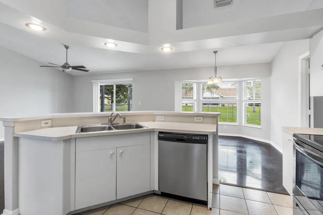 Photo of 717 Tulip Drive