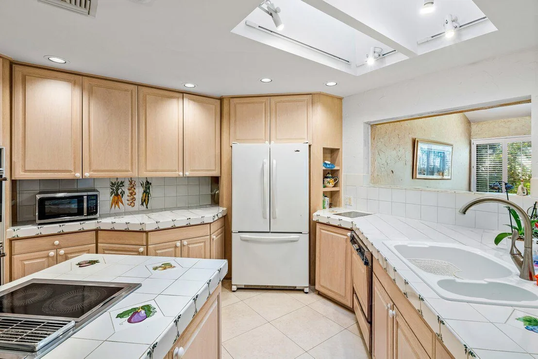 Photo of 4770 Tree Fern Drive