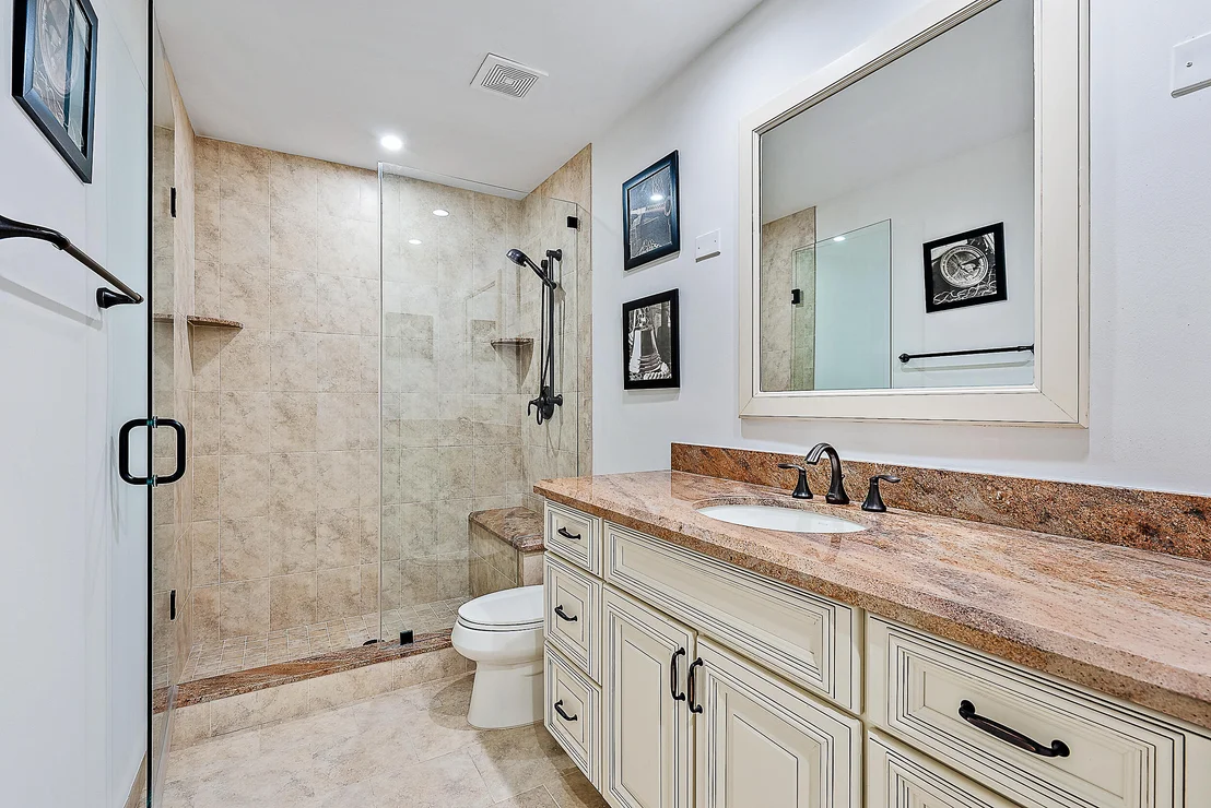 Photo of 313 Eagleton Golf Drive
