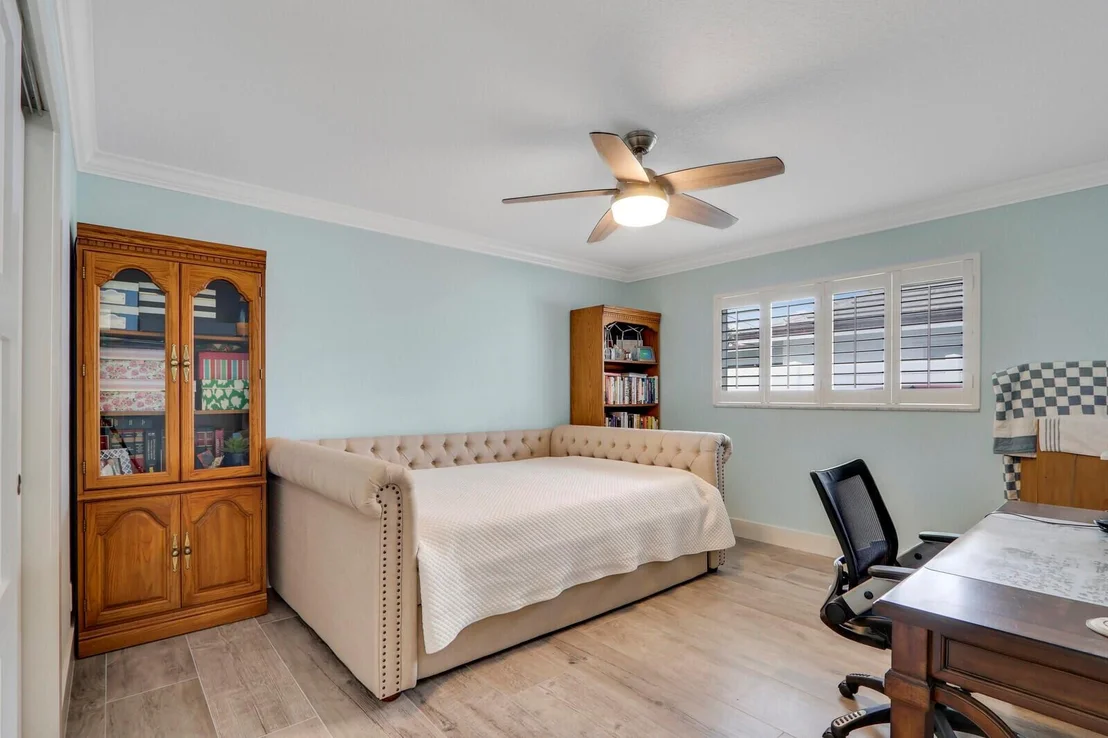 Photo of 41 Golfview Drive