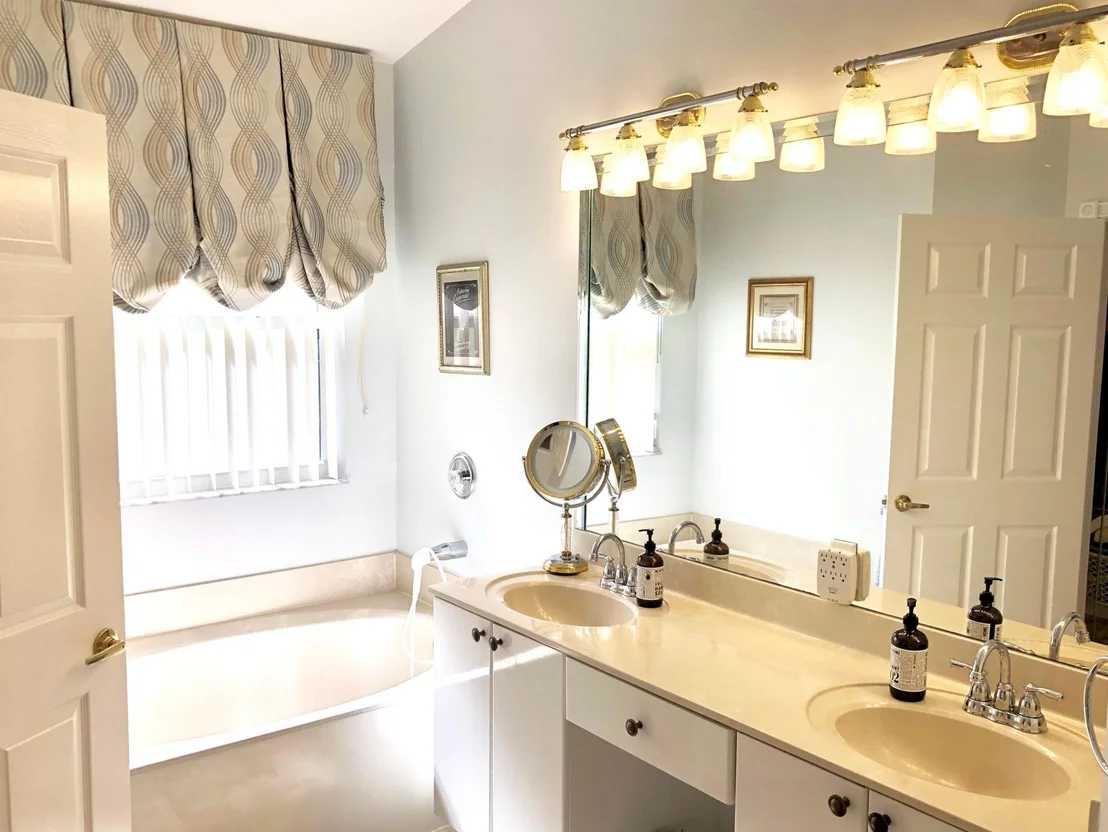 Photo of 10375 Utopia Circle E