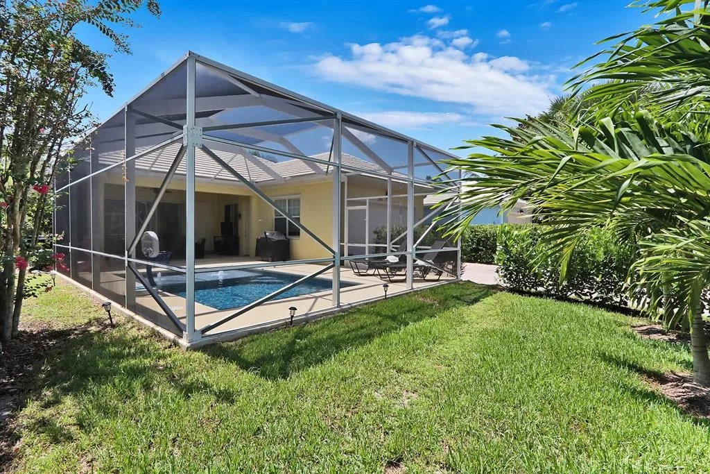 Photo of 259 Caravelle Drive