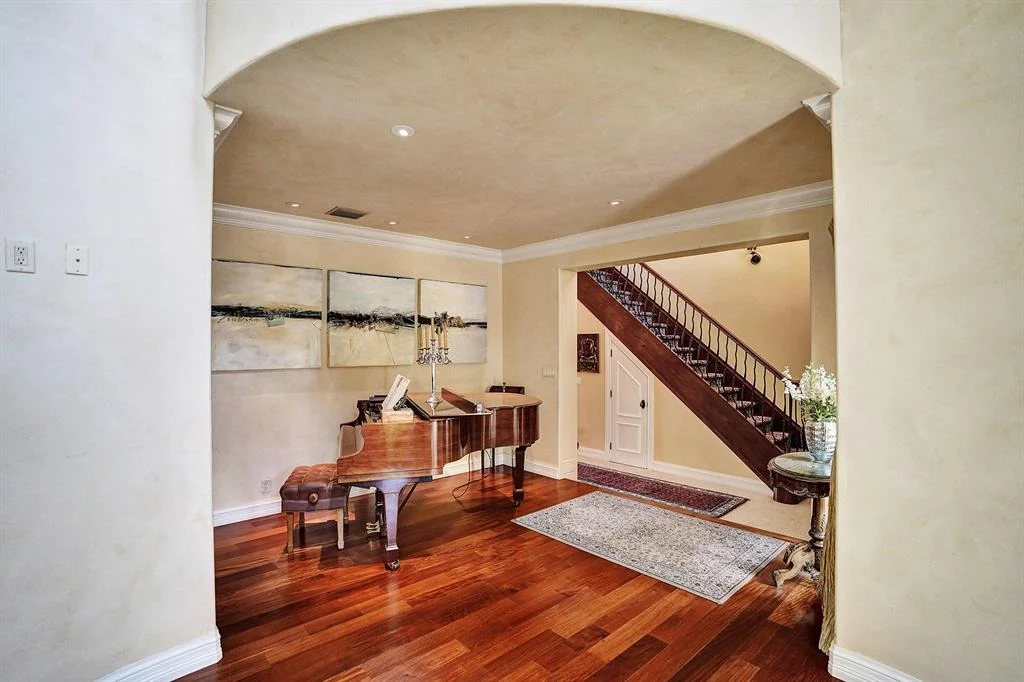 Photo of 489 Oregon Lane