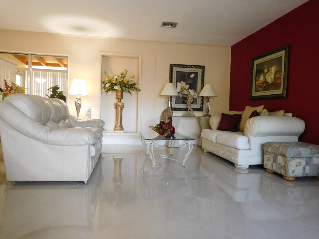Photo of 349 Henthorne Drive