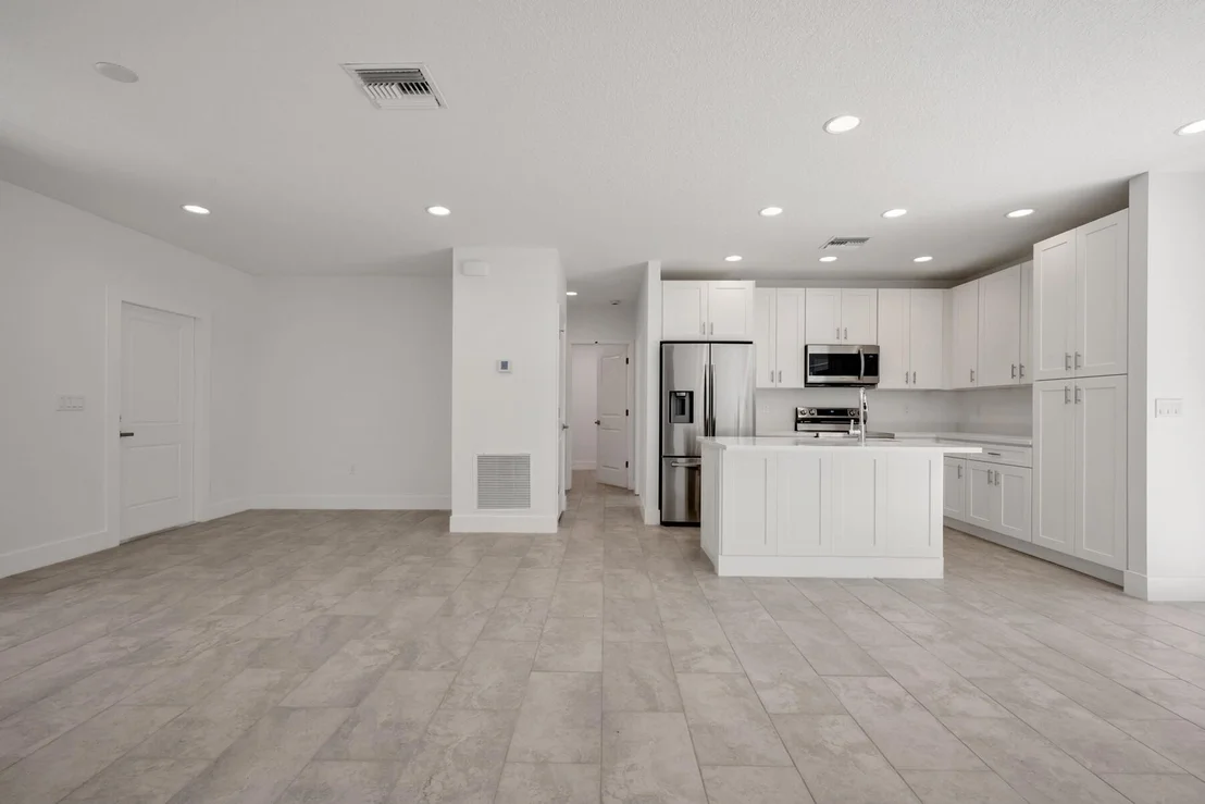 Photo of 3534 NW 32nd Avenue