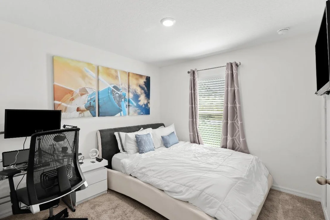 Photo of 5551 Imagination Drive