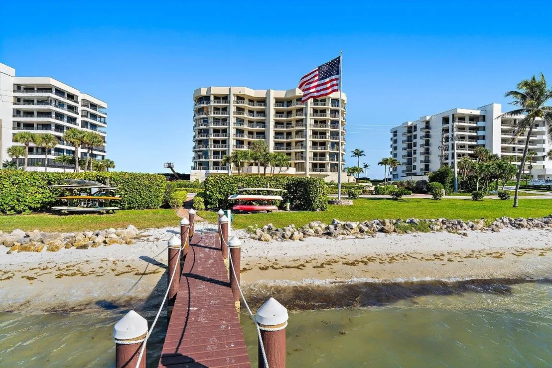 Photo of Unit 3D at 19850 Beach Road