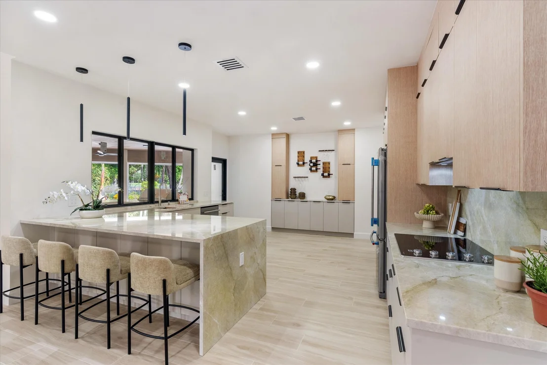 Photo of 460 Glenbrook Drive