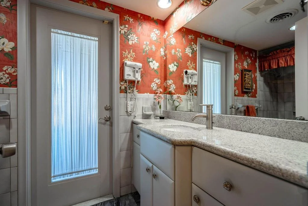 Photo of 3920 NE 27th Avenue