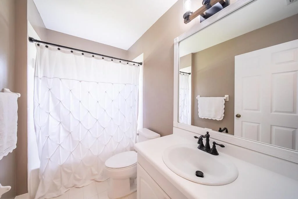 Photo of 5549 Descartes Circle