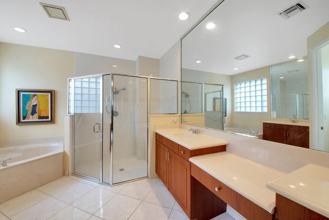 Photo of 7110 Veneto Drive