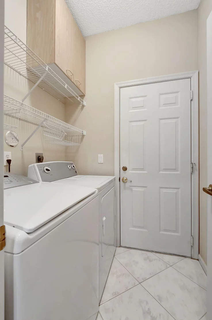 Photo of 11081 Springbrook Circle