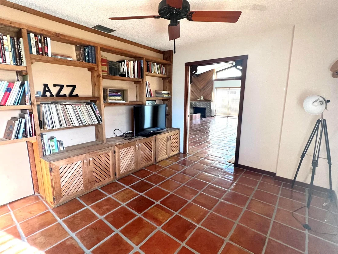 Photo of 21063 Escondido Way