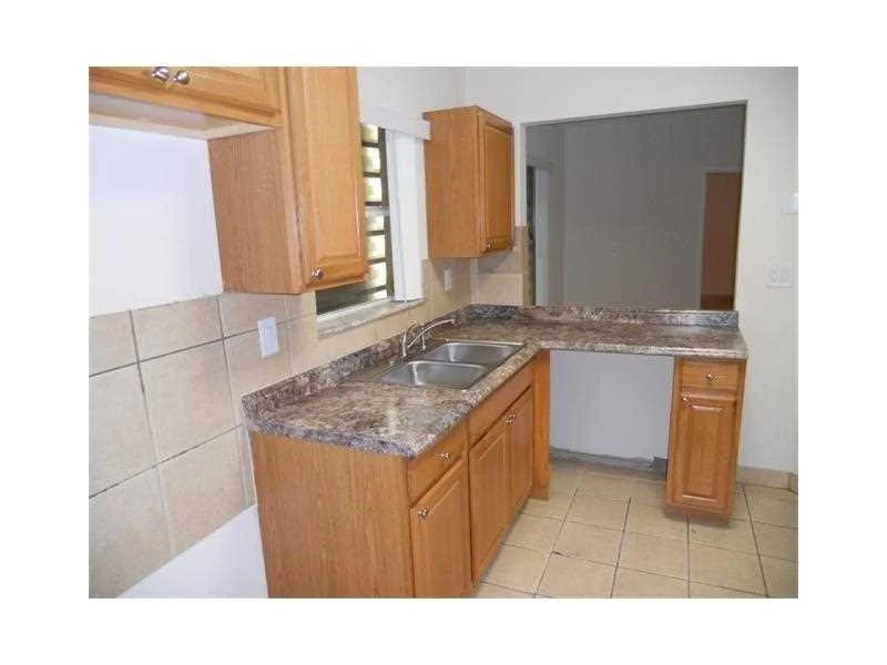 Photo of 1401 NW 3rd Way