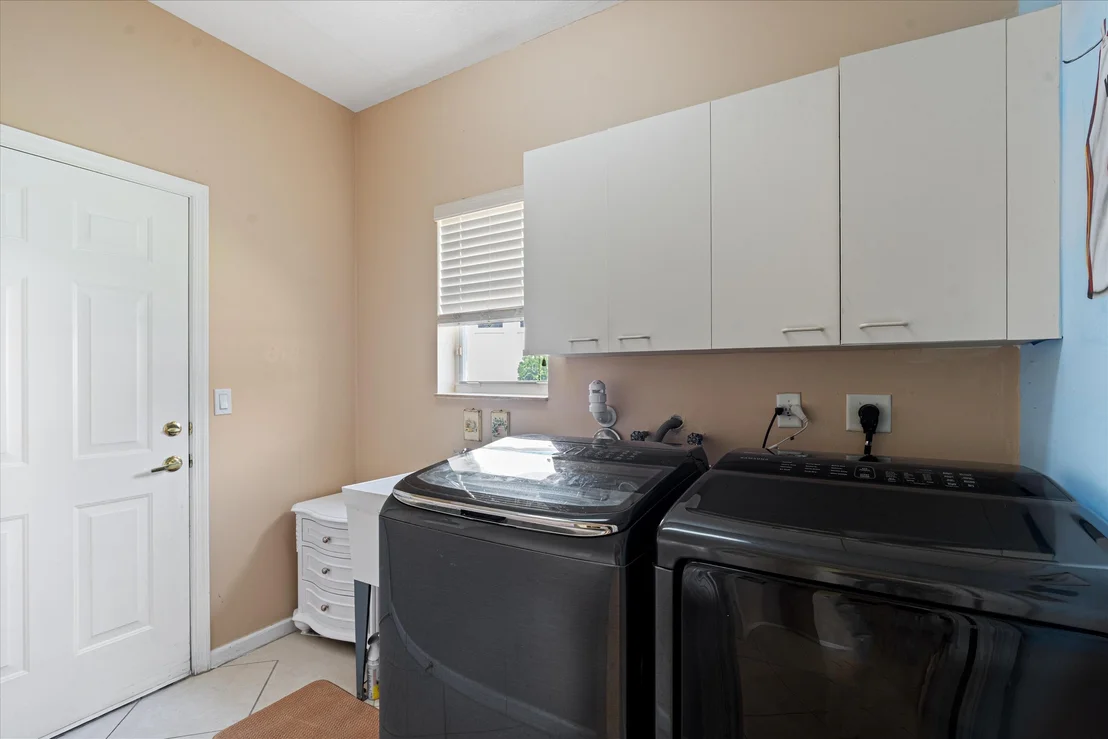 Photo of 2880 Shaughnessy Drive