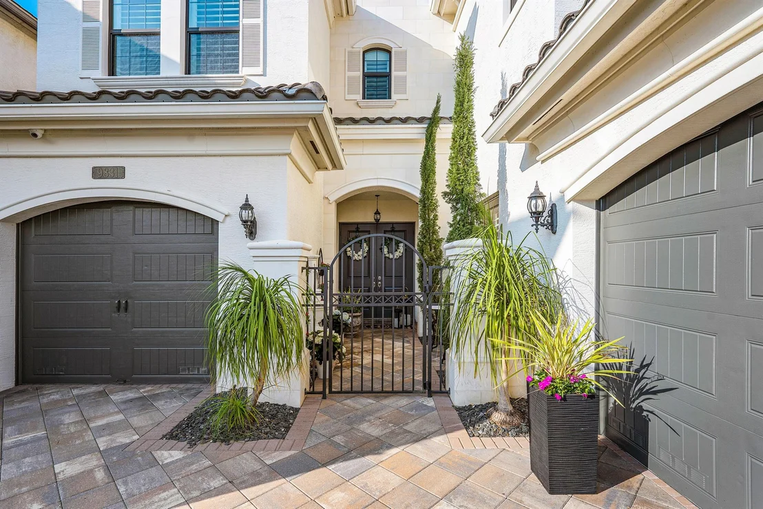 Photo of 9831 Vitrail Lane